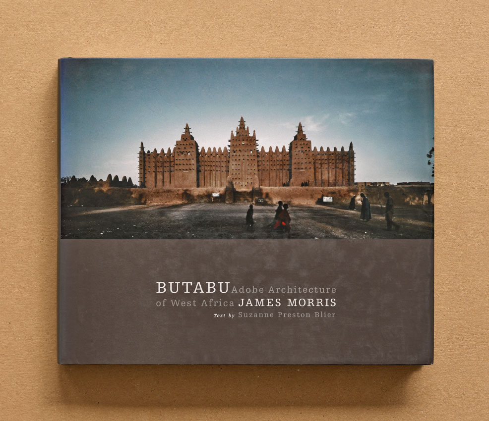 Butabu<br/>Essay: Suzanne Preston Blier<br/>Princeton Architectural Press – 2003 –  310mm x 248mm