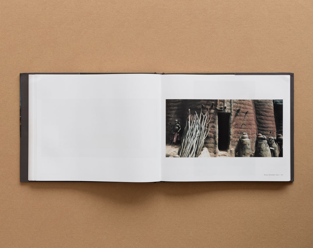 Butabu<br/>Essay: Suzanne Preston Blier<br/>Princeton Architectural Press – 2003 –  310mm x 248mm